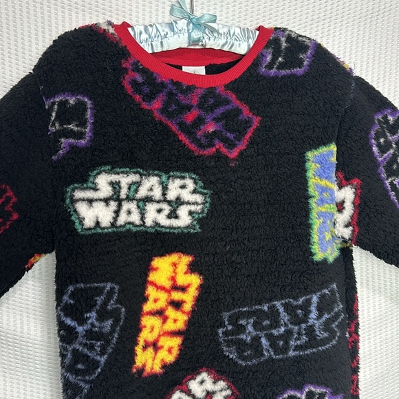 Star Wars Disney Sweater - Picture 5 of 12